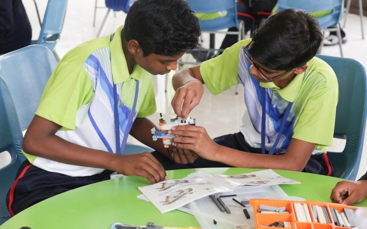 robot-pvf1pd7oxk4oan2h3j41ocrlxzm8yv7yhdaiklhwus